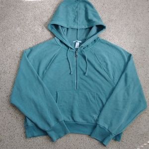 Cropped hoodie